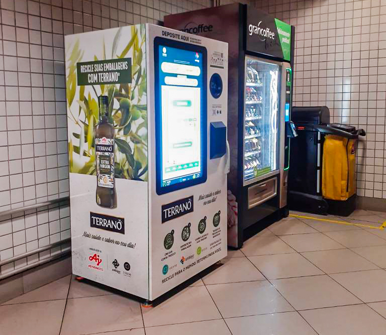 Nova instalação da Retorna Machine com Ajinomoto no metrô de São Paulo